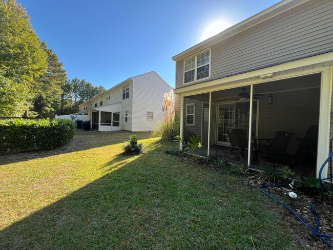 Building Photo - SAWGRASS EAST TOWNHOMES @ CAROLINA FOREST