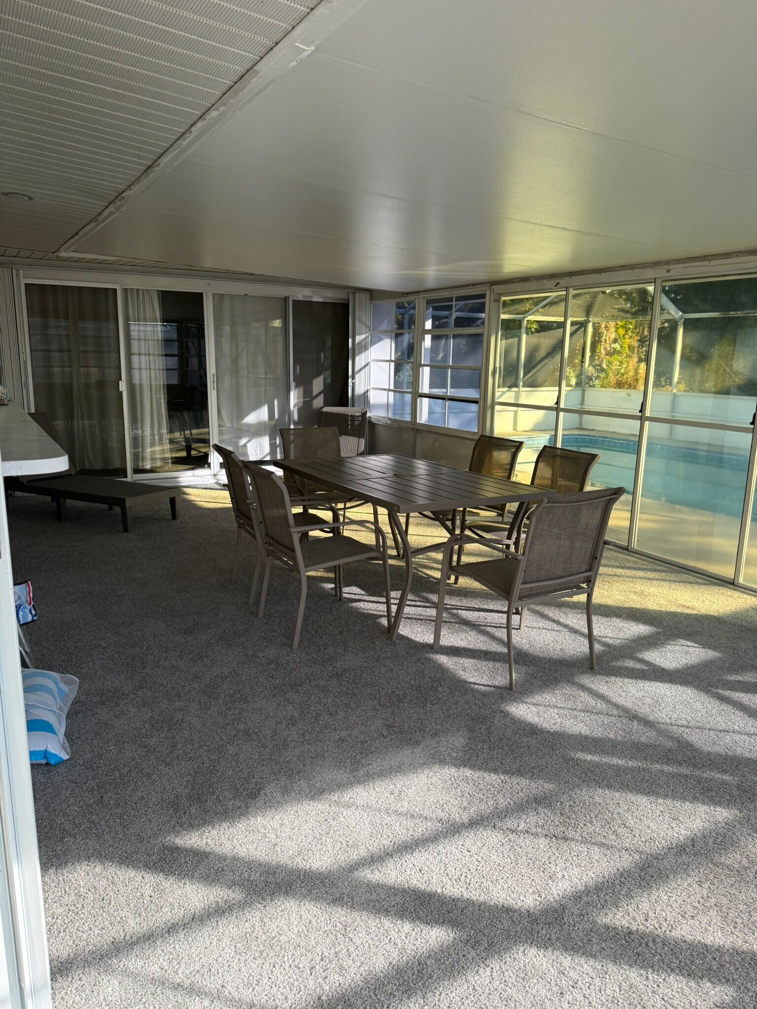 Building Photo - 154 SE Selva Ct