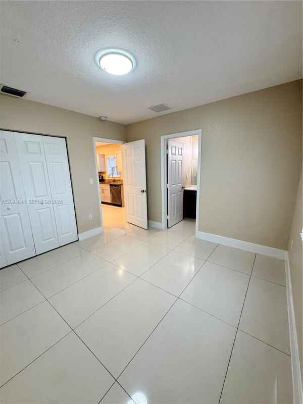 Building Photo - 1770 NW 55th St
