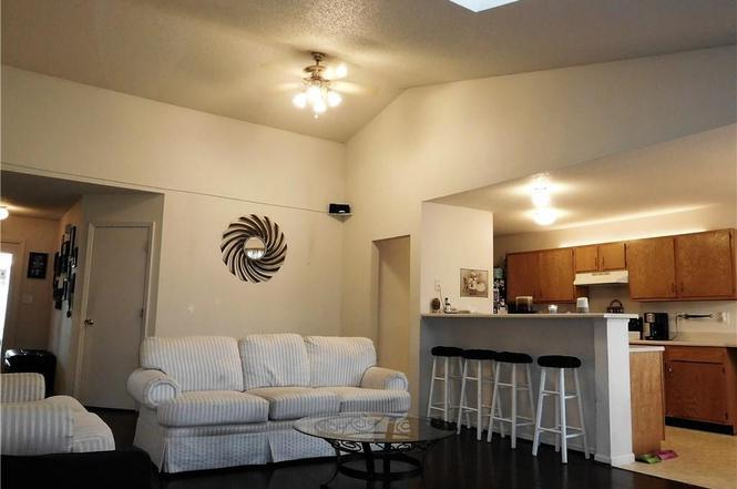 Building Photo - 9661 Trail Dr