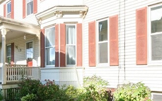 Building Photo - 10 Trakey St