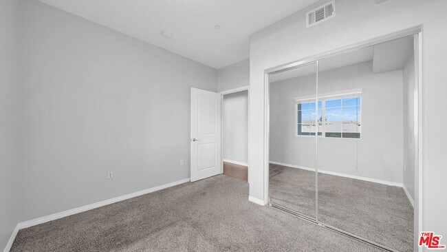 Building Photo - 1408 W Washington Blvd