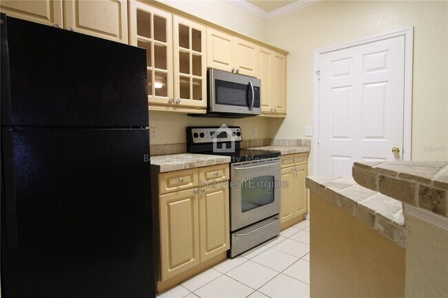 Building Photo - 3561 Conroy Rd