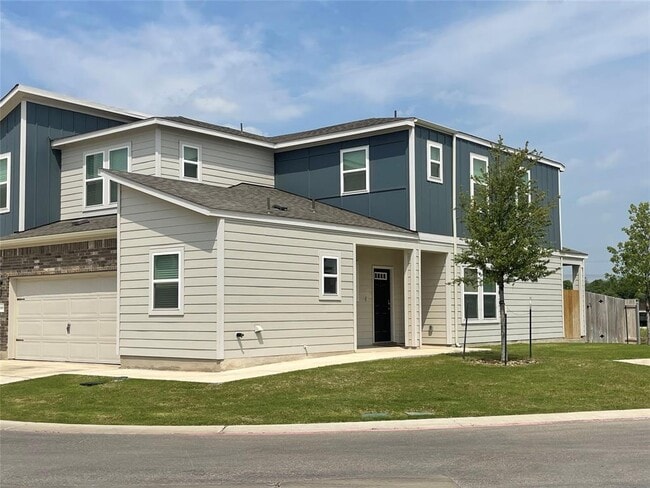 Building Photo - 1850 Settlers Glen Dr