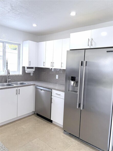 Building Photo - 14974 SW 298th Ter