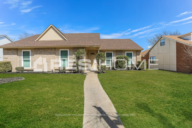 Primary Photo - HOME FOR RENT!