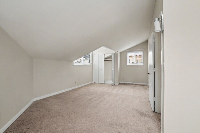 Building Photo - Charming 2 Bedroom Pacific Grove Home with Ocean Views