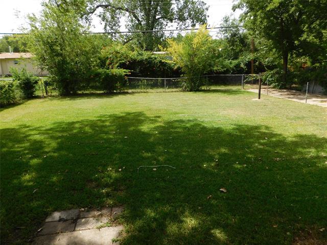 Building Photo - 1529 Longview St