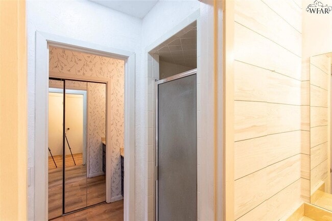 Building Photo - 4614 Spring Shadow Dr