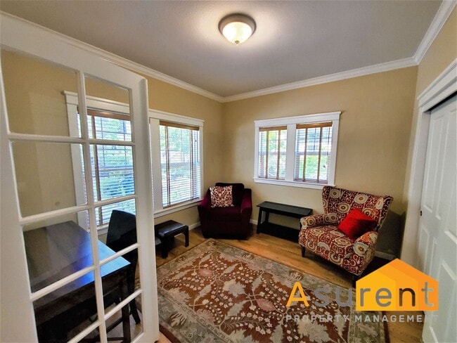 Building Photo - Fully Furnished Luxury Townhouse Available Soon!