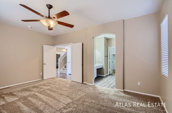 Building Photo - 3201 W Yellow Peak Dr
