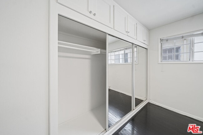 Building Photo - 1051 S Holt Ave