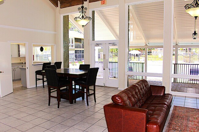 Building Photo - Lovely home in  Windhover Condos