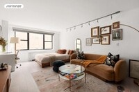 Building Photo - 7 E 14th St