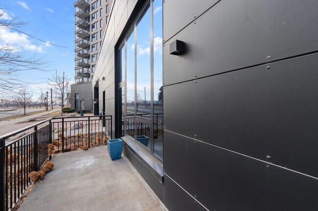 Building Photo - 1240 S 2nd St