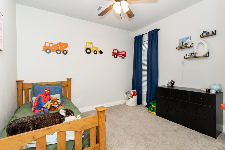 Building Photo - 13330 Belle Prairie Dr
