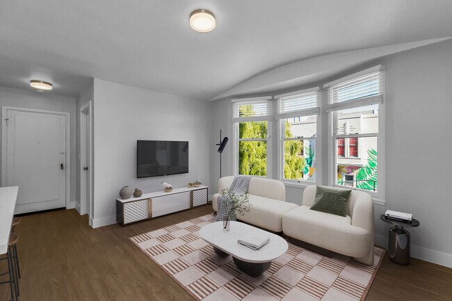 Building Photo - 255 Steiner