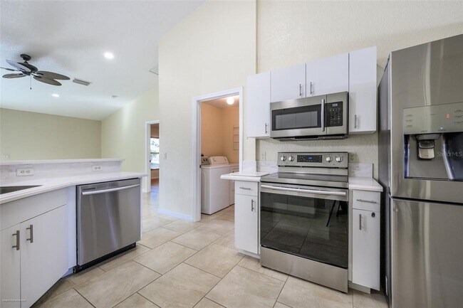 Building Photo - 311 Goiana St