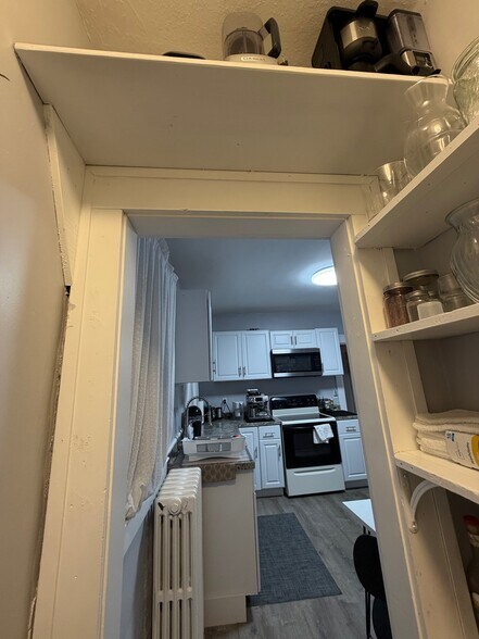 Building Photo - 66 Boylston St