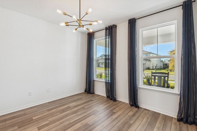 Building Photo - Newer Construction! Tons of Amenities! Wildlight Community!