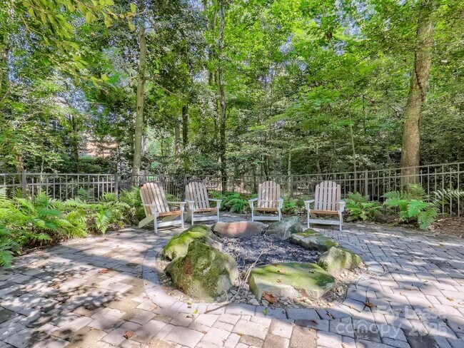Building Photo - 4218 Ash Hollow Ln