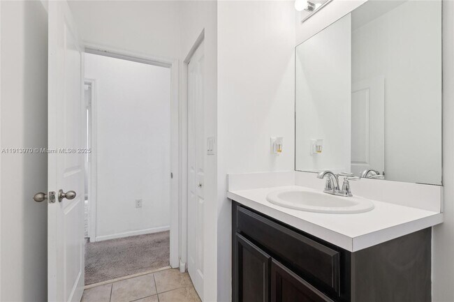 Building Photo - 24313 SW 115 Ct