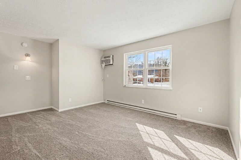 Building Photo - 4600 Winston Ave