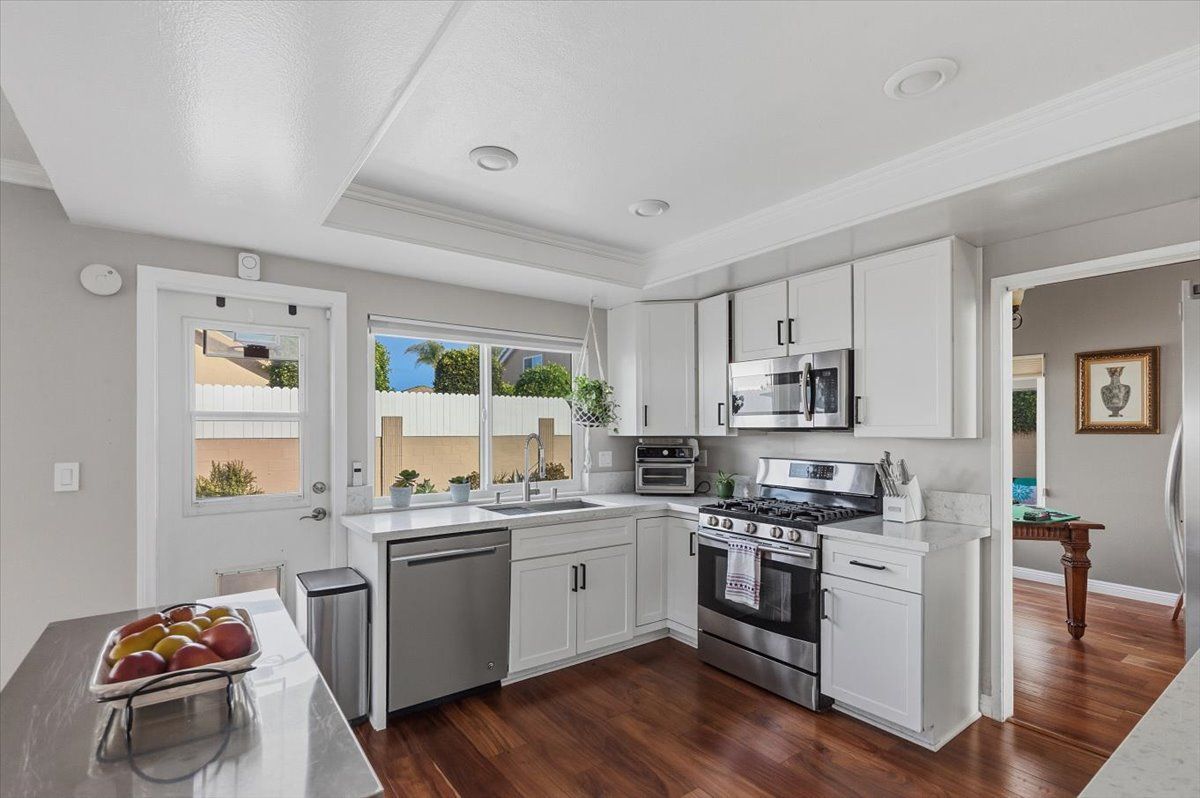 Building Photo - 3816 Mistral Dr