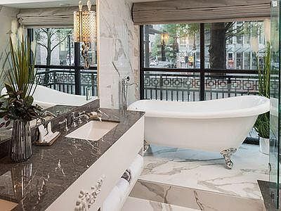 Ivey's hotel guestroom - 127 N Tryon St