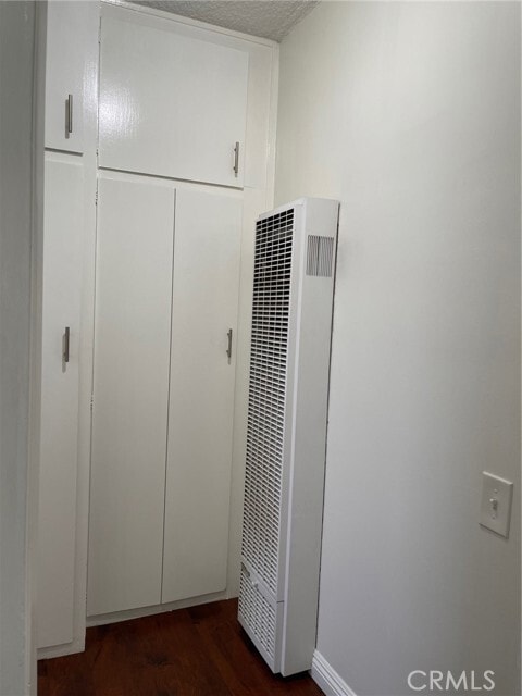 Building Photo - 430 E Verdugo Ave