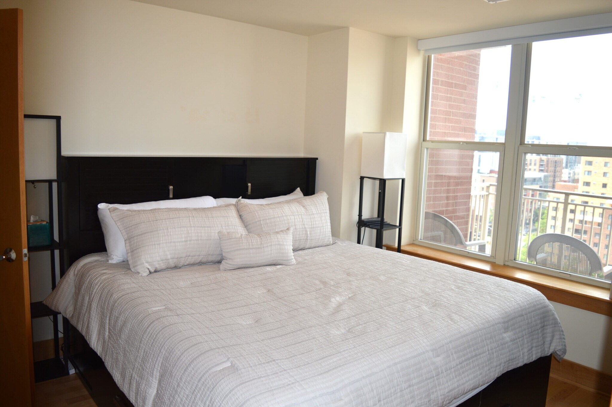 Building Photo - 333 W Mifflin St