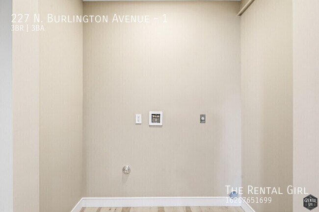 Building Photo - 227 N Burlington Ave