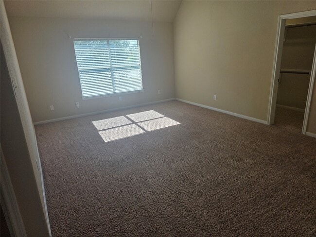 Building Photo - 2520 Garnetfield Ln