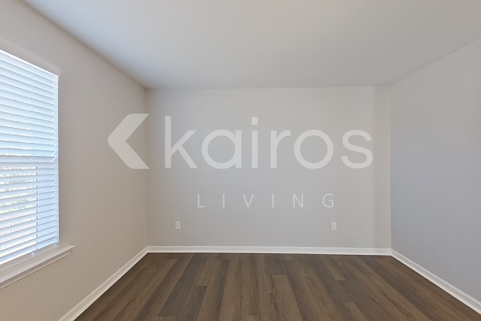 Building Photo - 138 Western Red Cedar Dr