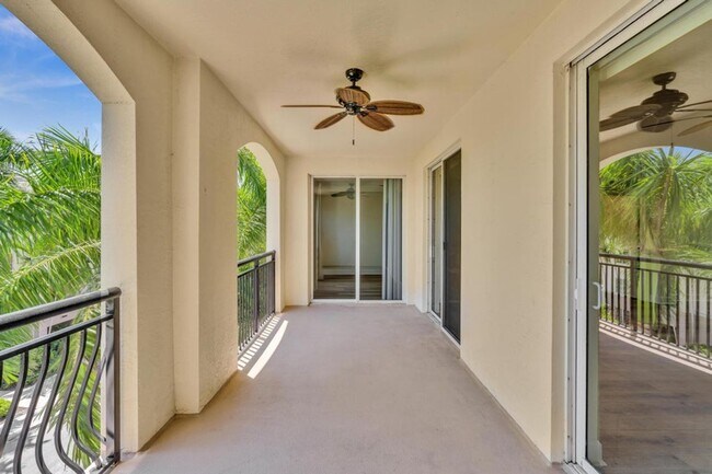 Building Photo - 1405 Renaissance Way