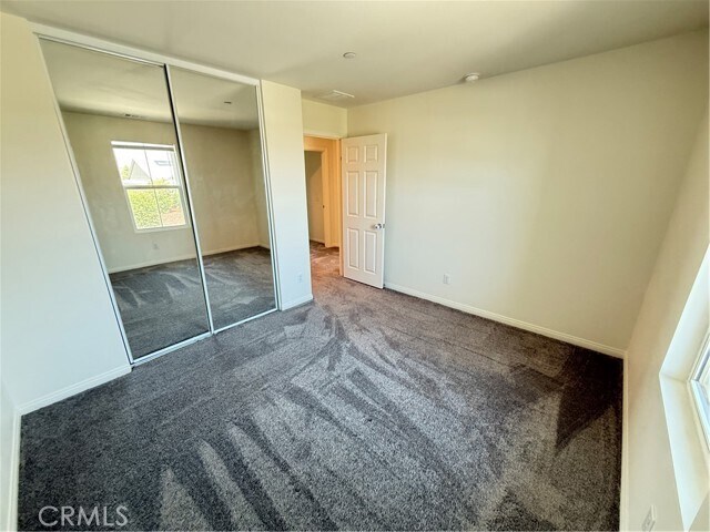 Building Photo - 672 Suukat Ct