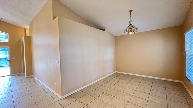 Building Photo - 15915 Heron Hill St