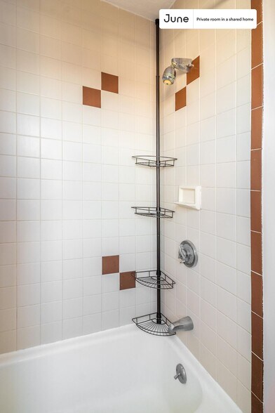 Building Photo - Room in Shared 2 bed/1 bath home in Somerville