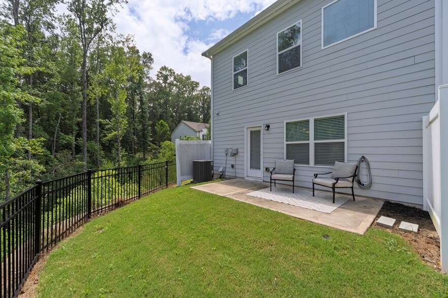 Building Photo - 235 Centennial Cir