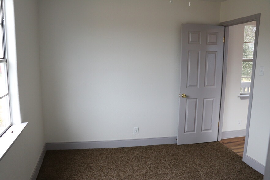 Front Bedroom - 2772 El Paso Ave