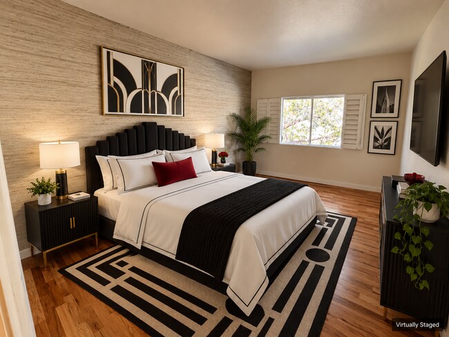 Building Photo - 855 N Stephanie St