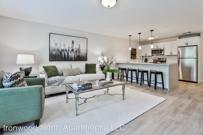 Building Photo - 167 Fairmount Ave