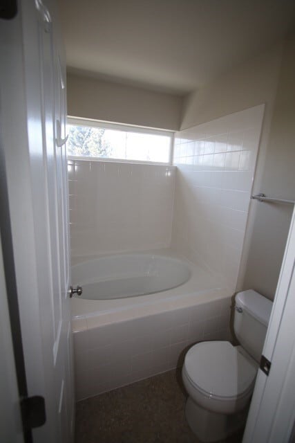 Building Photo - 3 Bedroom Townhouse near Midtown!