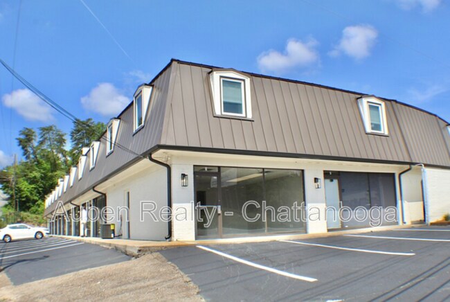 Building Photo - 5519 HIGHWAY 153 STE 11