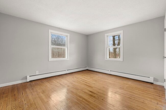 Building Photo - 267 N Washington St