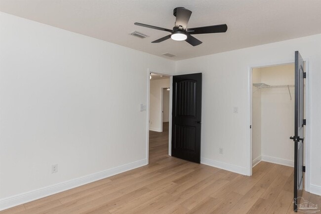 Building Photo - 1005 N A St