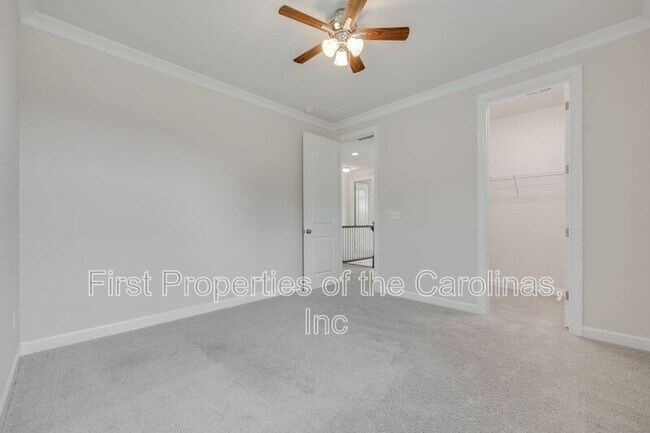 Building Photo - 421 Sandbar Pt