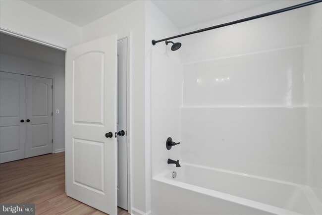 Building Photo - 118 Windsor Knit Rd