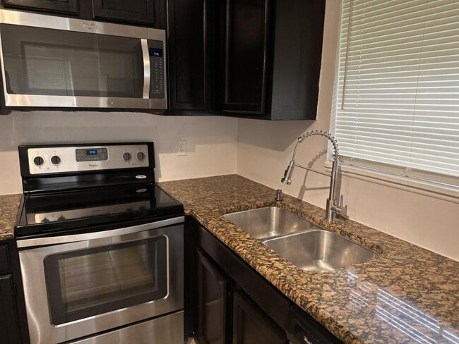 Building Photo - 4454 Pinebark Ave