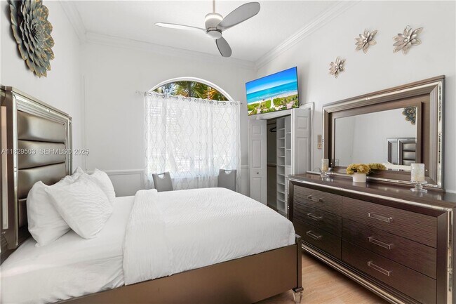 Building Photo - 16601 SW 87th Ct